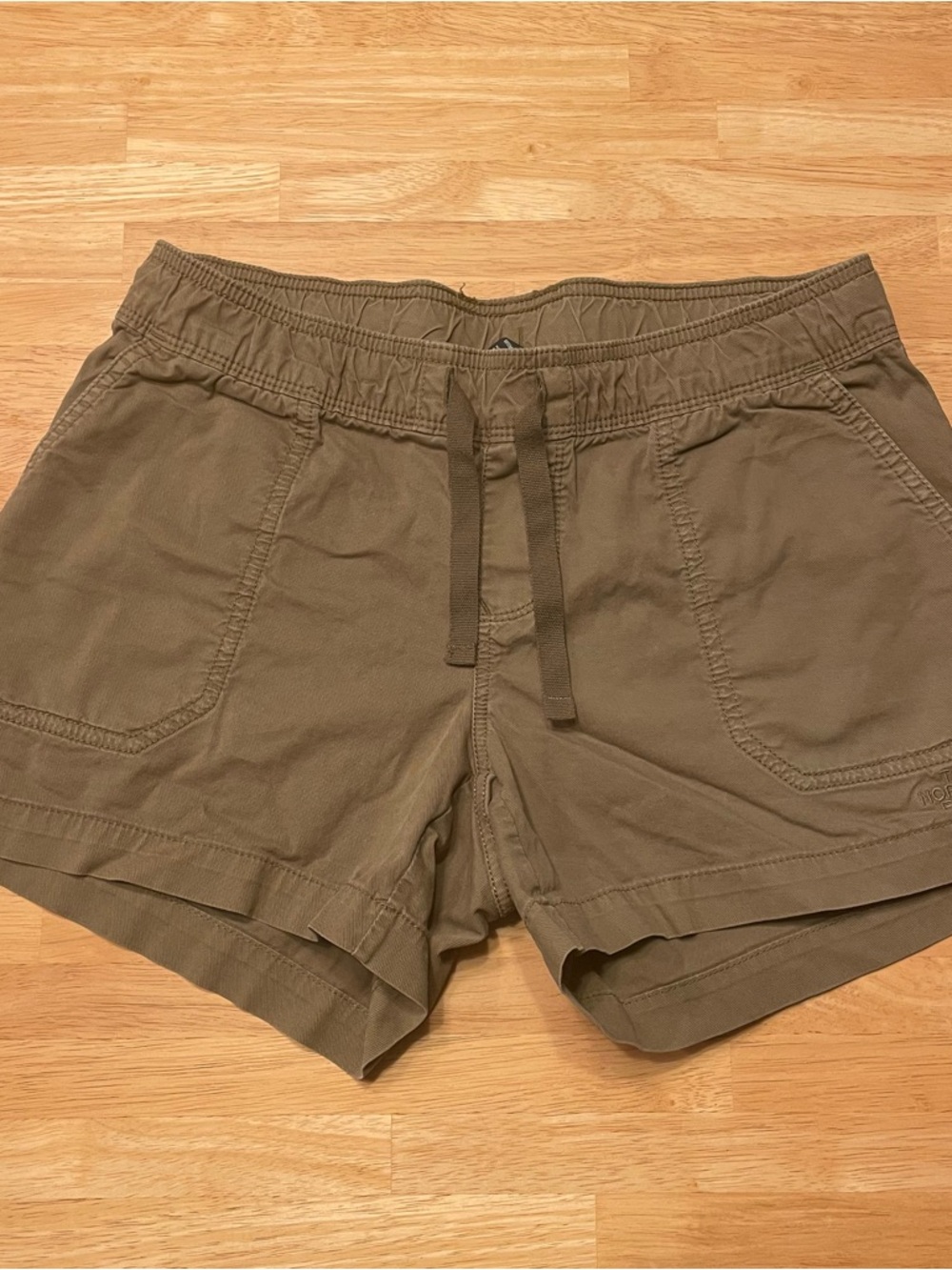 THE NORTH FACE Women's Olive Drawstring Cotton Shorts, XS